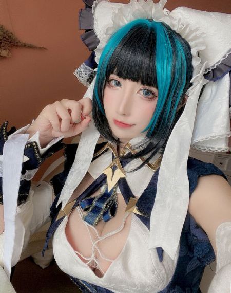 燃冬之女王加冕短剧免费观看