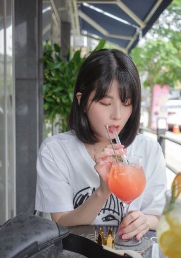 虚构安娜
